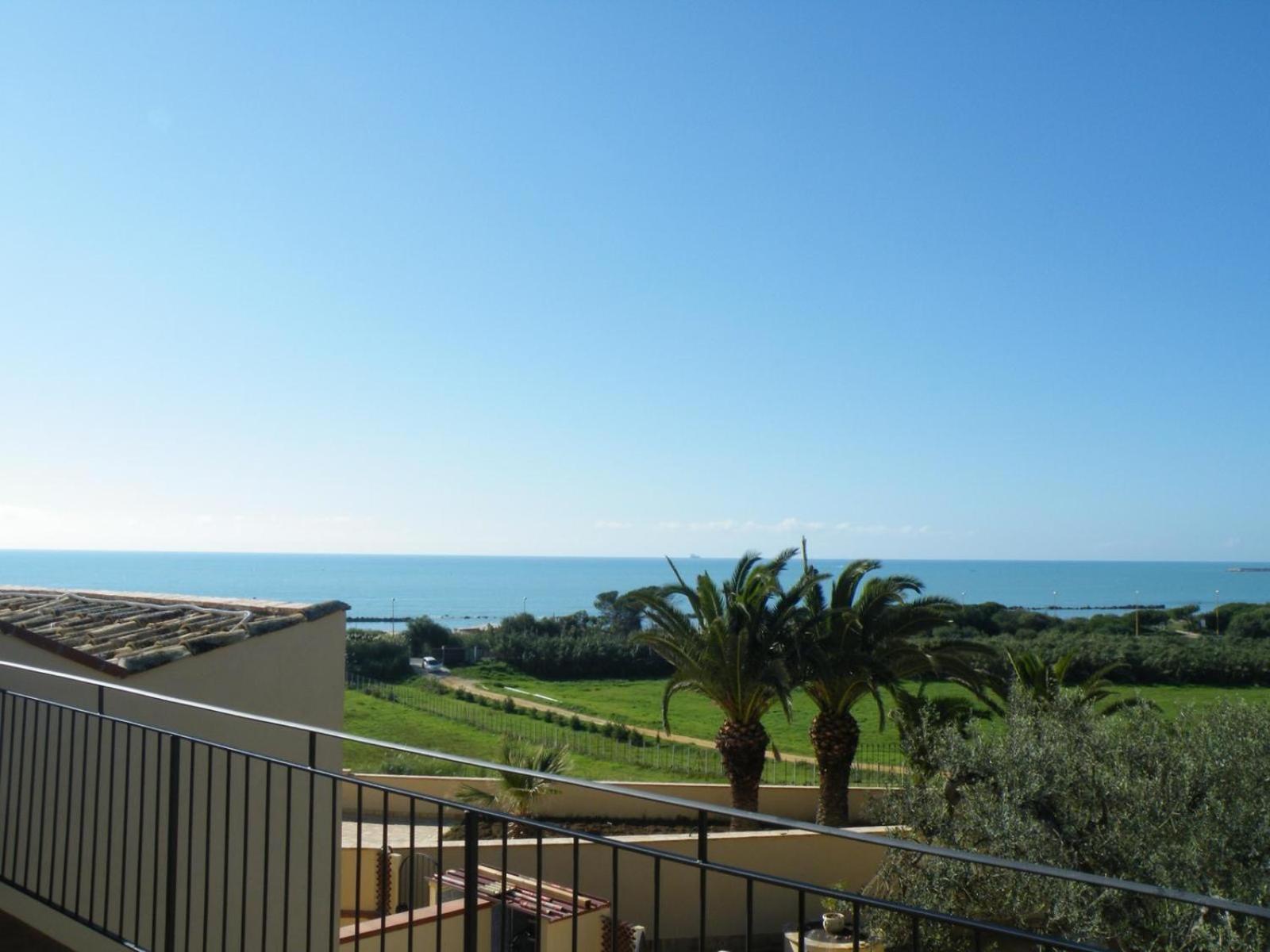 Appartement Domus Mare Luxury à San Leone Extérieur photo