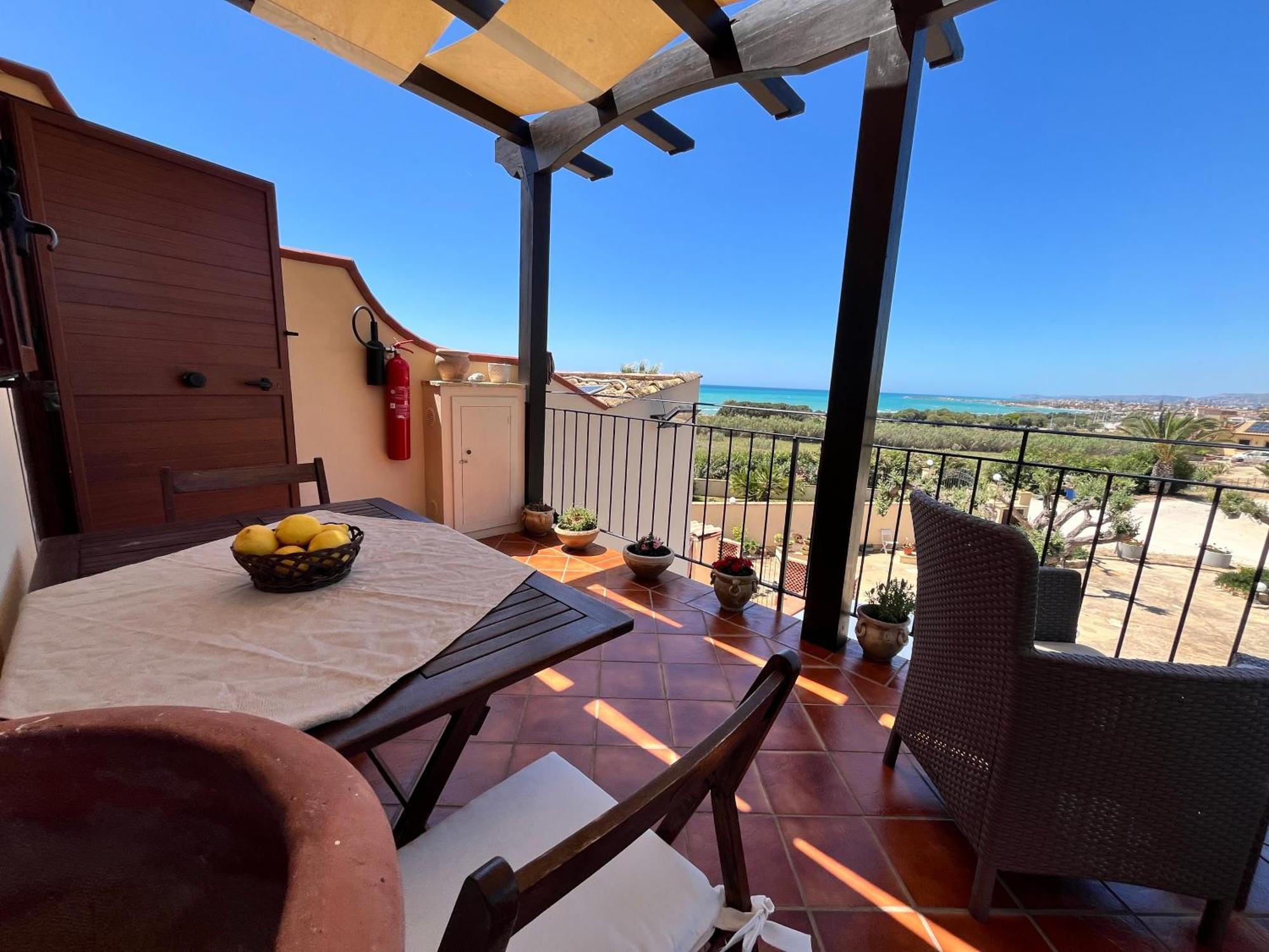 Appartement Domus Mare Luxury à San Leone Extérieur photo